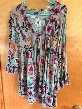 Three Bird Nest Floral Tunic Top in Dusty Blue with Pink & Orange Accents